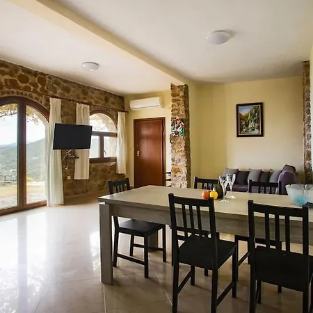 Apartman Lovely Comfortable On A Hill By The Sea *
